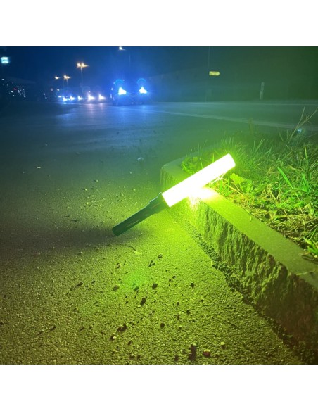 YEDI Stablampe gelb mit Ladestation